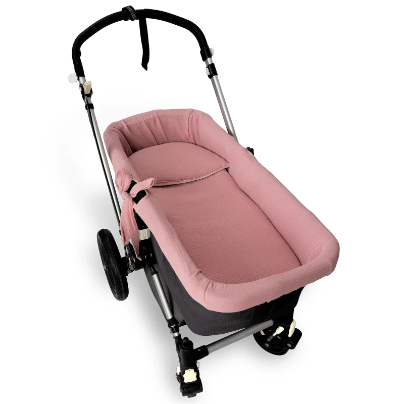 Conjunto de três peças de musselina rosa para alcofa
